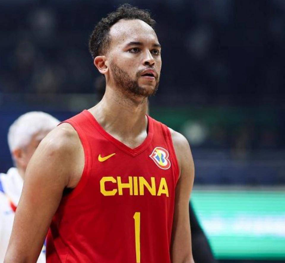 NBA官方正式公开!李凯尔国籍更新:美国
