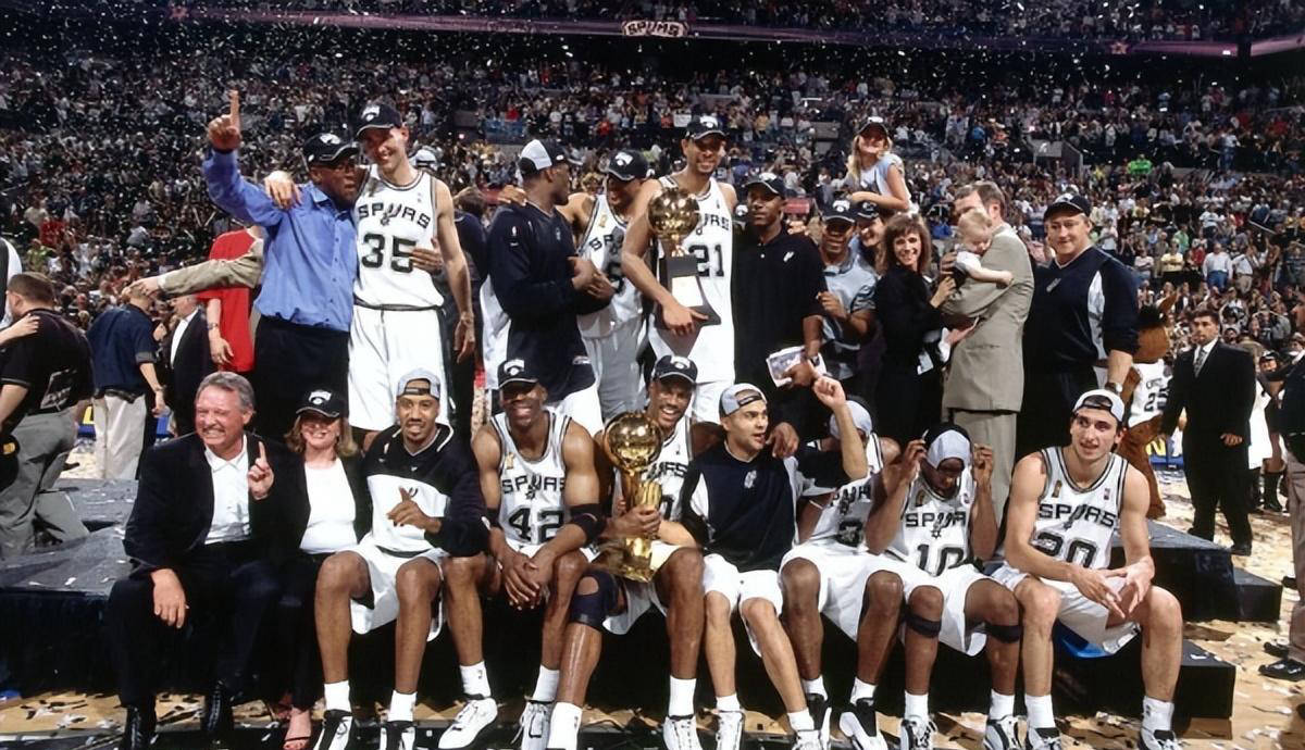 NBA成立79年,真正称得上王朝的球队只有这5支